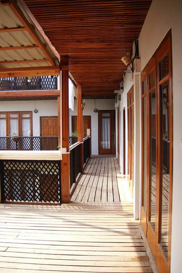 Three Seasons Inn & Spa Nyaung Shwe Esterno foto