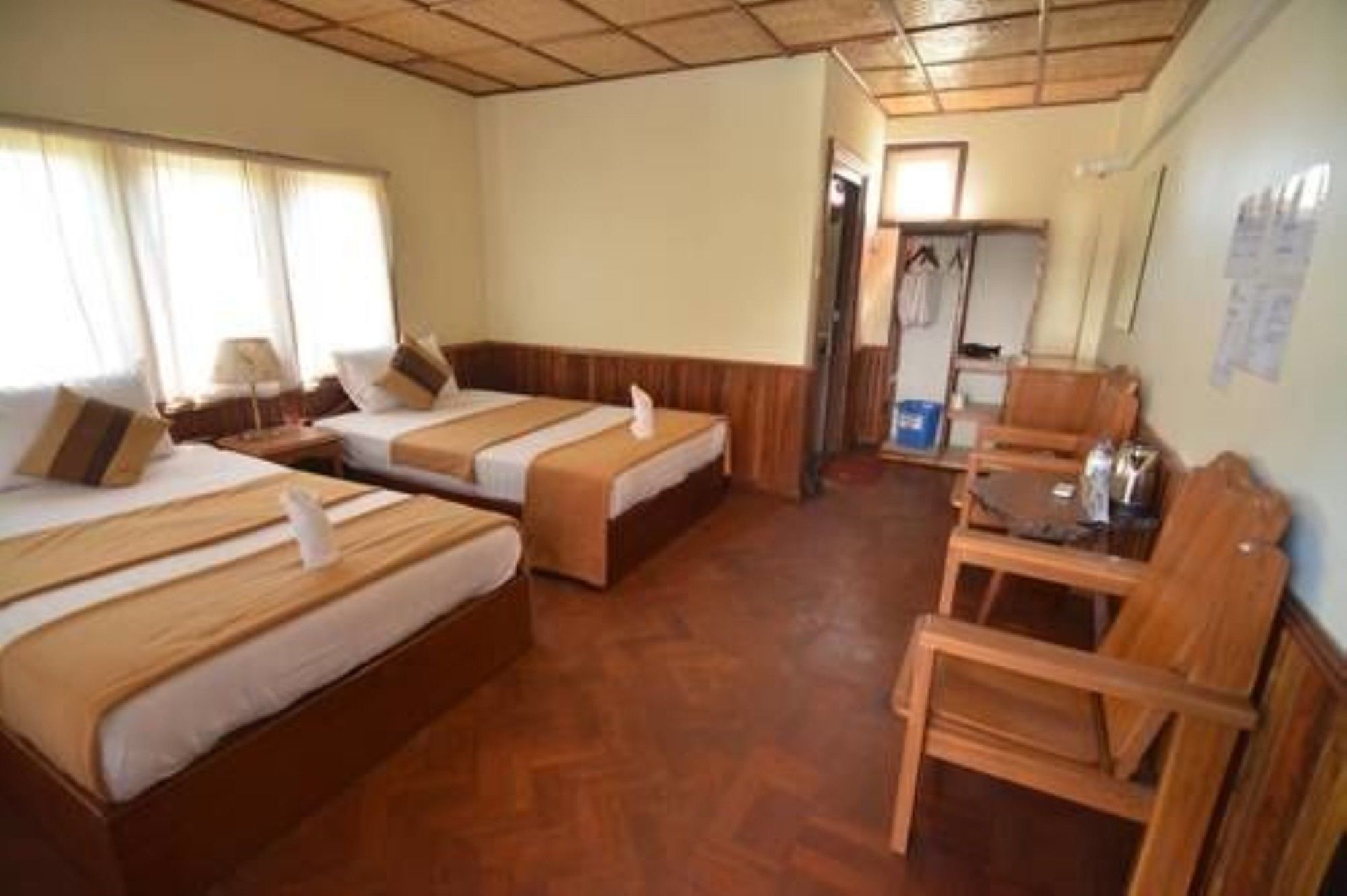 Three Seasons Inn & Spa Nyaung Shwe Esterno foto