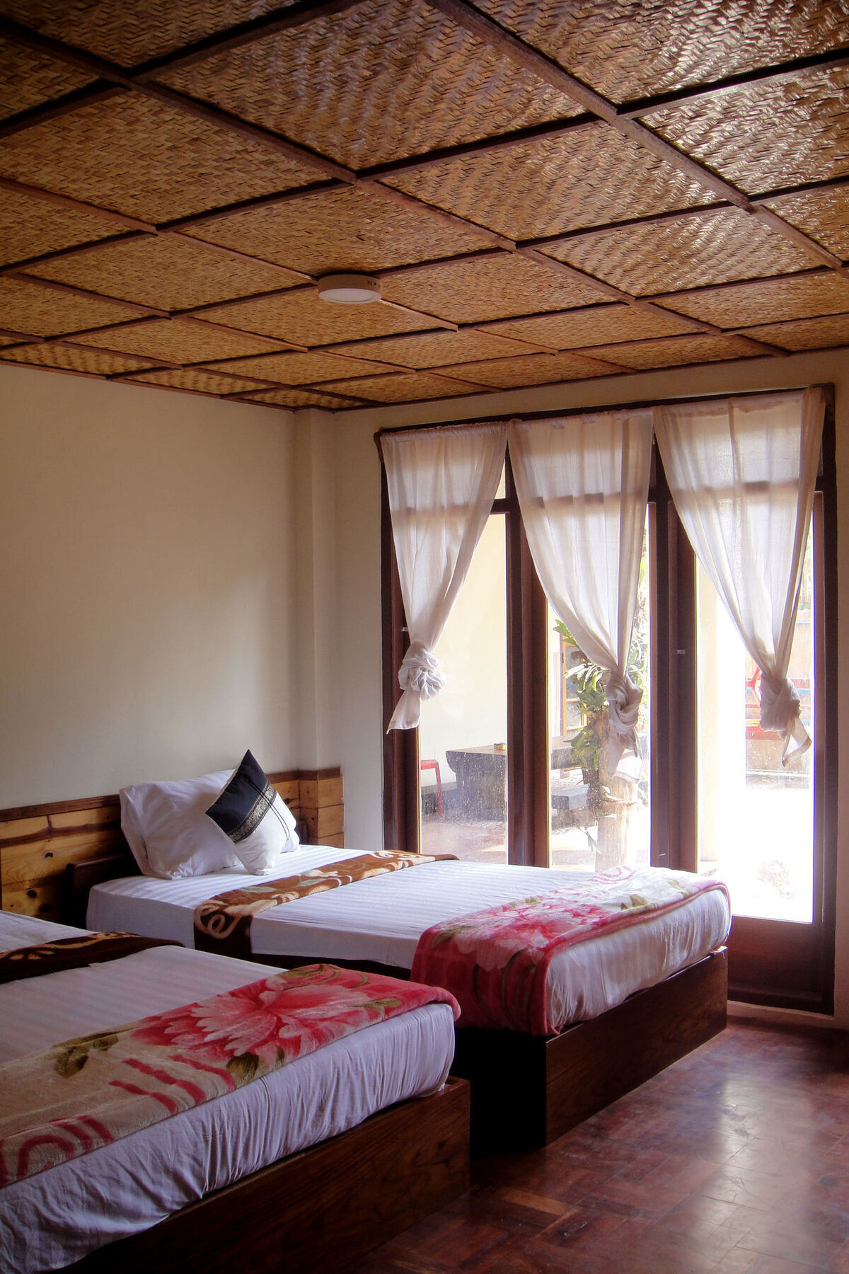 Three Seasons Inn & Spa Nyaung Shwe Esterno foto